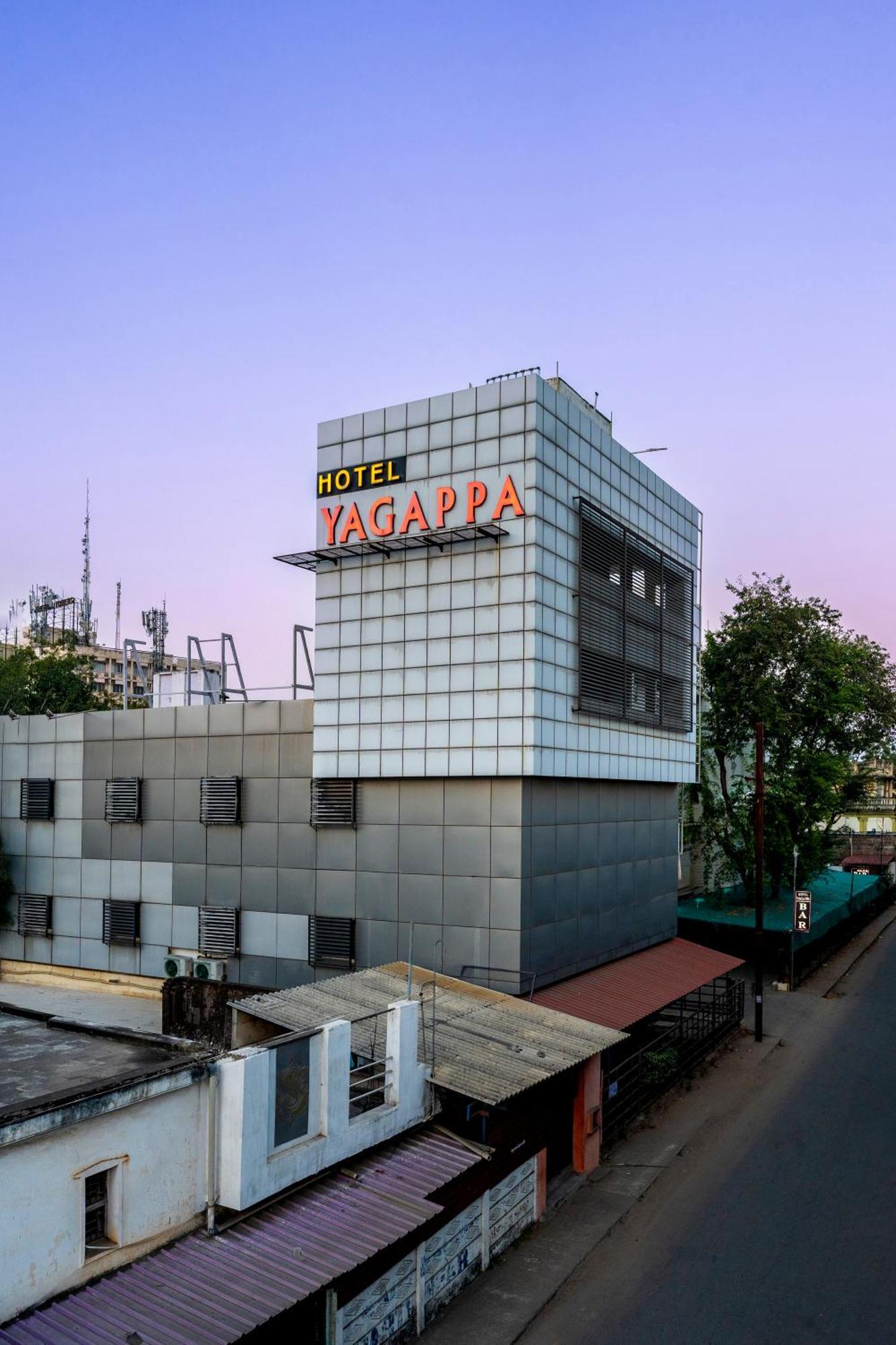 Yagappa Residency Hotel Танджавур Екстериор снимка