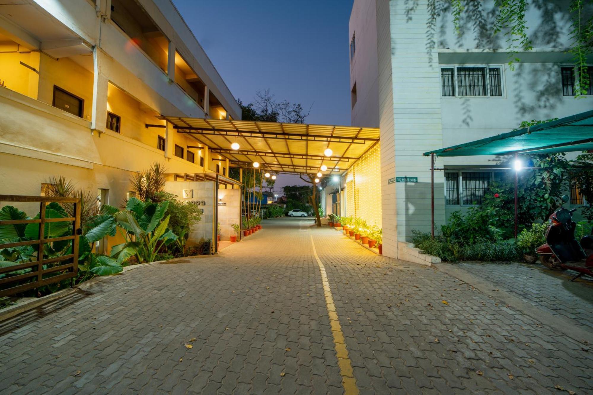 Yagappa Residency Hotel Танджавур Екстериор снимка